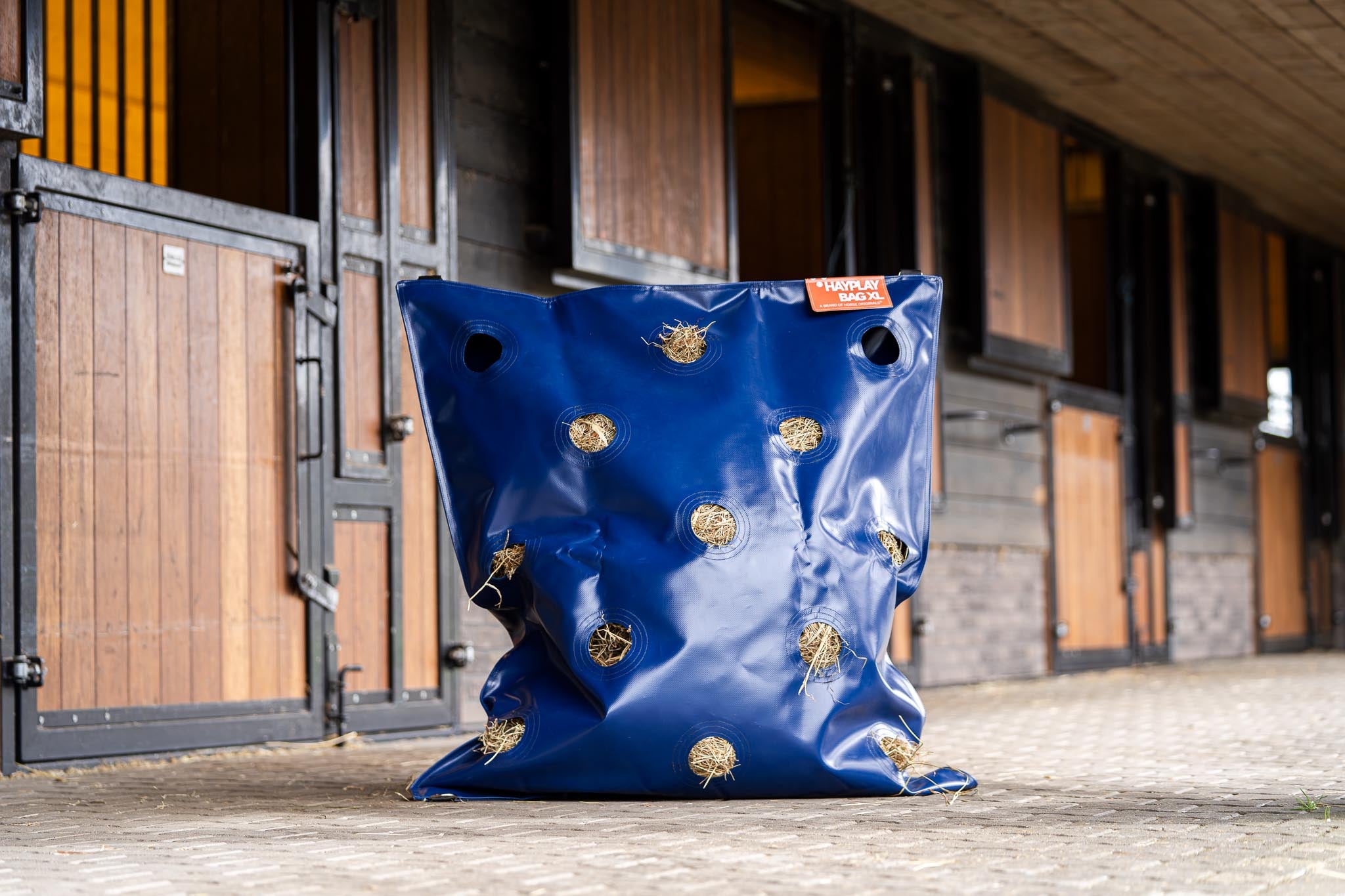 HayPlay Button Bag – Slow Feed Hay Bag